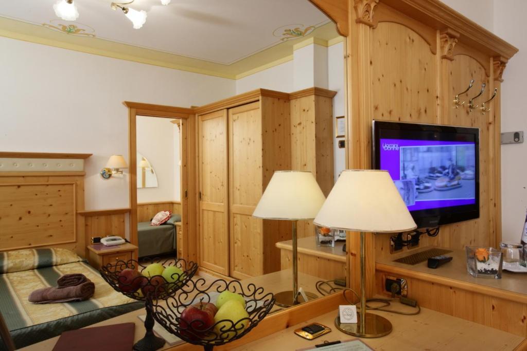 Alexander Hotel Alpine Wellness Dolomites Molveno Extérieur photo