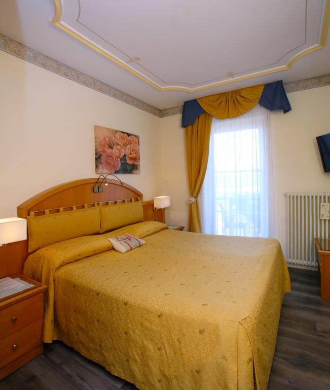 Alexander Hotel Alpine Wellness Dolomites Molveno Extérieur photo