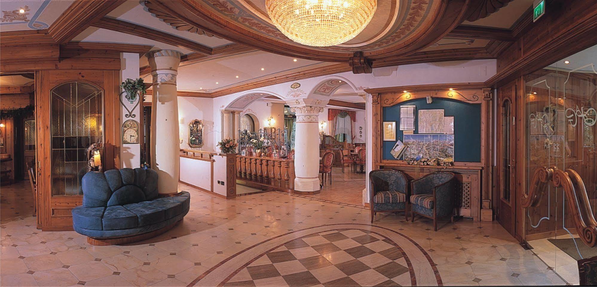 Alexander Hotel Alpine Wellness Dolomites Molveno Extérieur photo